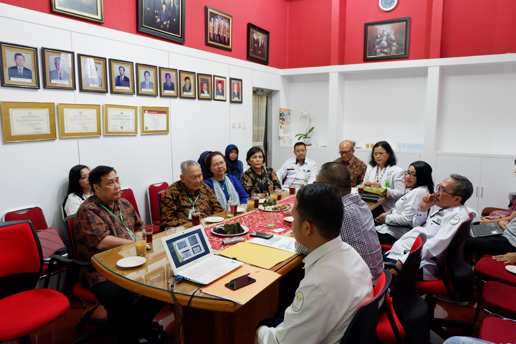 Kunjungan Tim Akademi Ilmu Pengetahuan Indonesia Dalam Rangka Studi lanjutan Sejarah Pendidikan Kedokteran di Indonesia Terutama RSUP dr. Soeradji Tirtonegoro