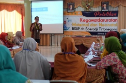 PELATIHAN KEGAWATDARURATAN MATERNAL DAN NEONATAL