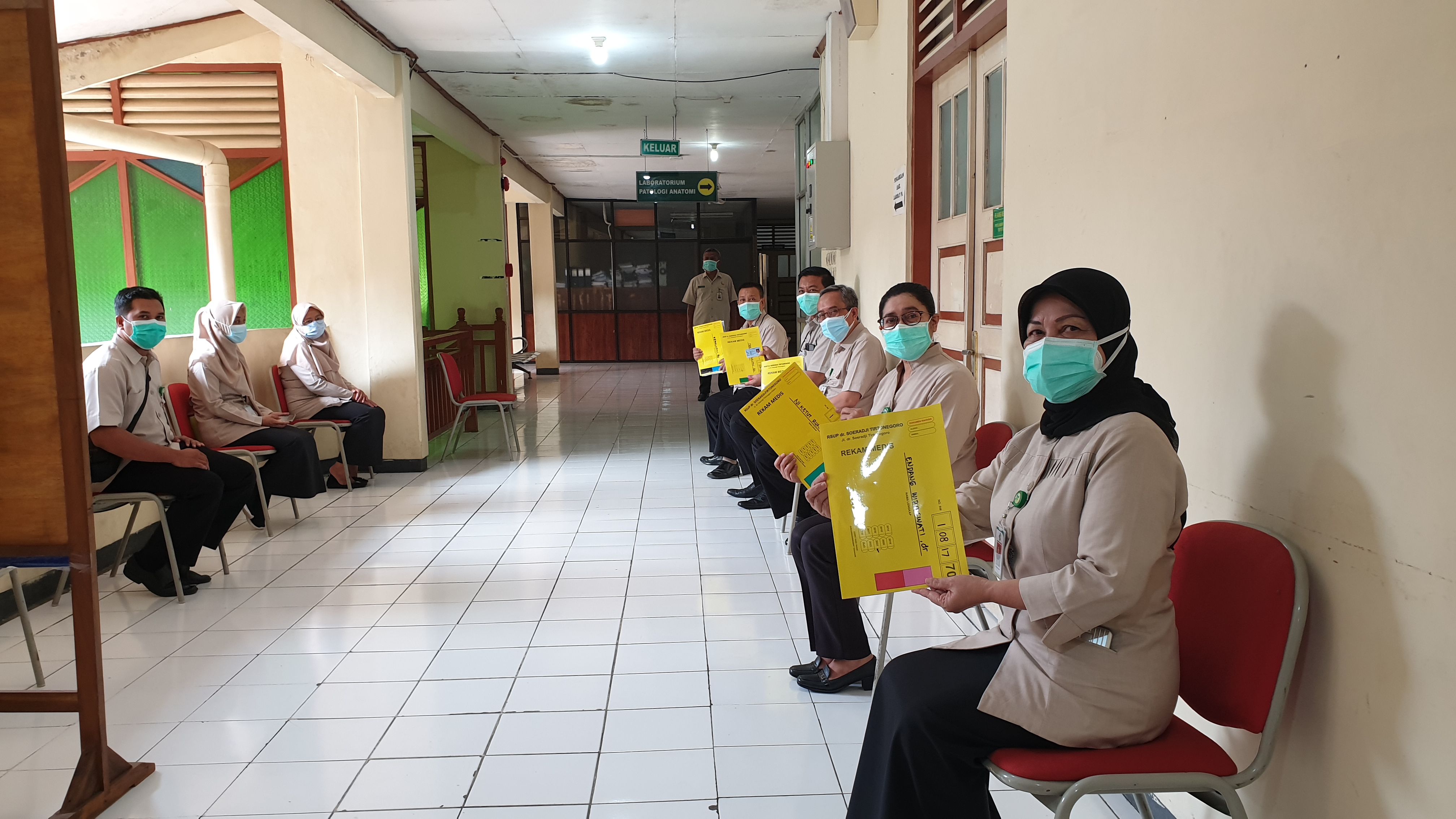 Vaksinasi COVID-19  RSUP dr. Soeradji Tirtonegoro Klaten