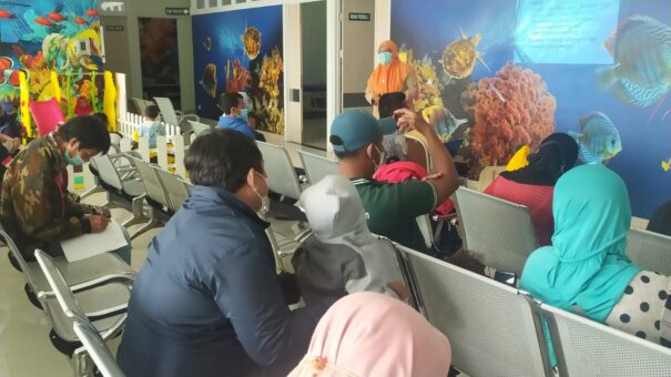 Menjaga Kebersihan Tangan